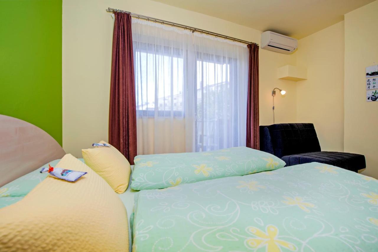 Apartments Erik B&B Adults Only Rovinj Bagian luar foto