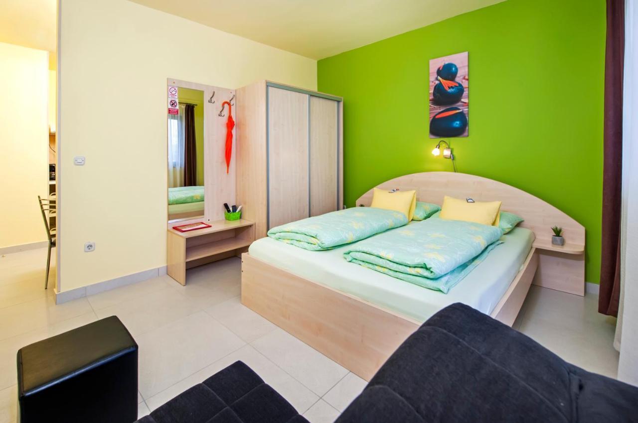 Apartments Erik B&B Adults Only Rovinj Bagian luar foto