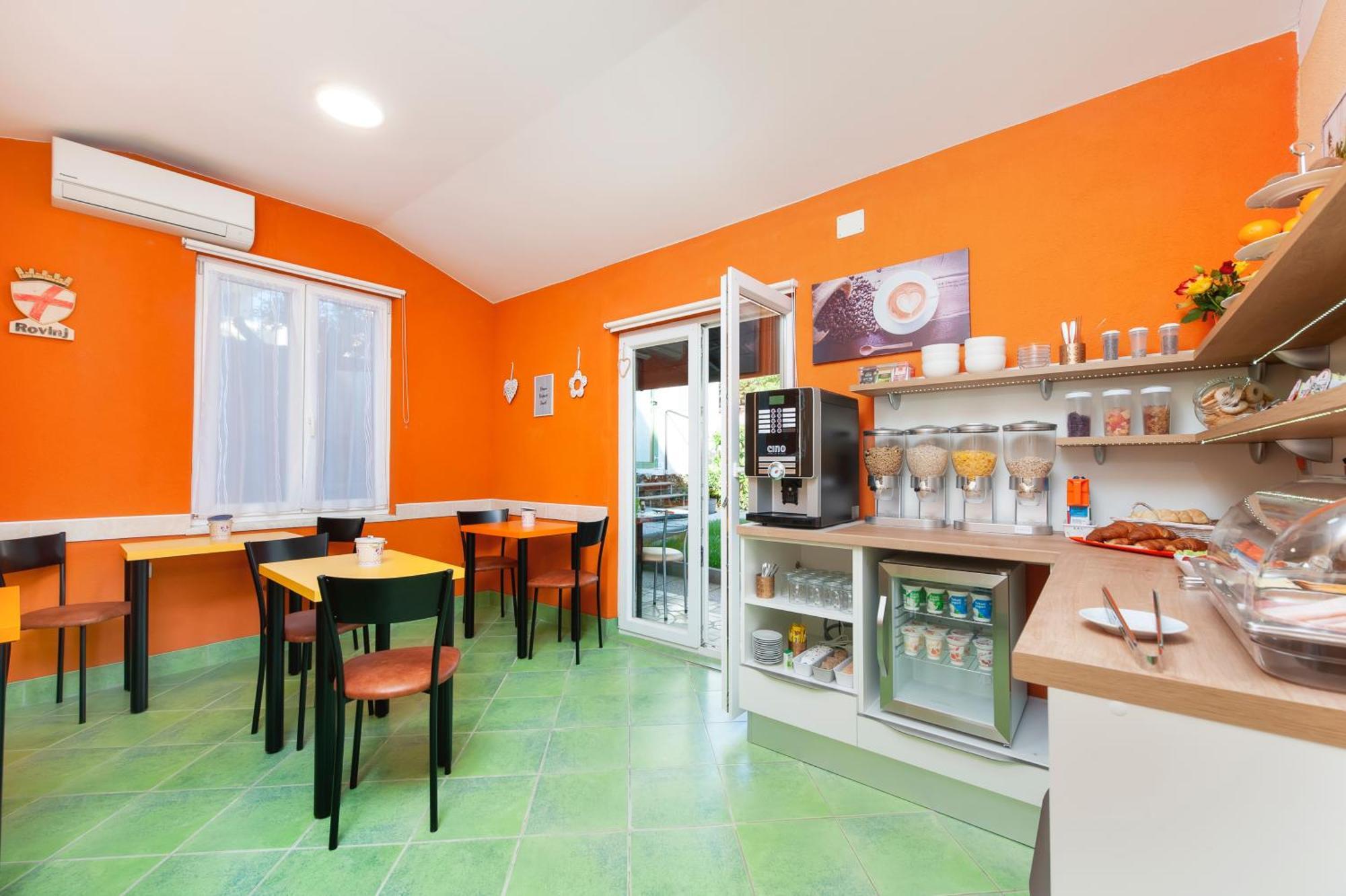 Apartments Erik B&B Adults Only Rovinj Bagian luar foto