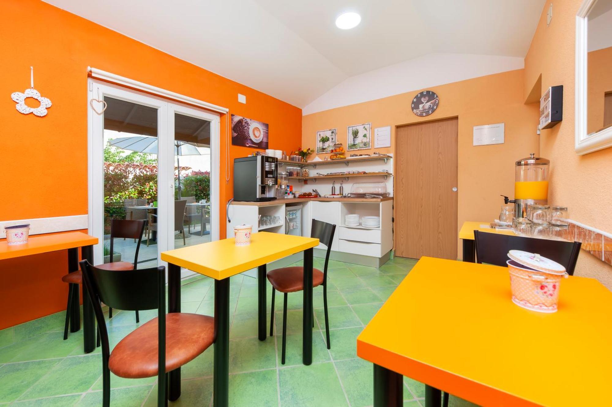 Apartments Erik B&B Adults Only Rovinj Bagian luar foto