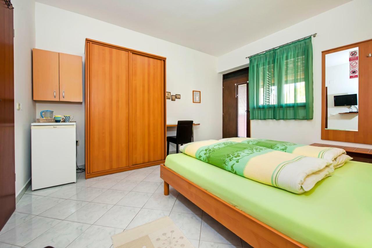 Apartments Erik B&B Adults Only Rovinj Bagian luar foto