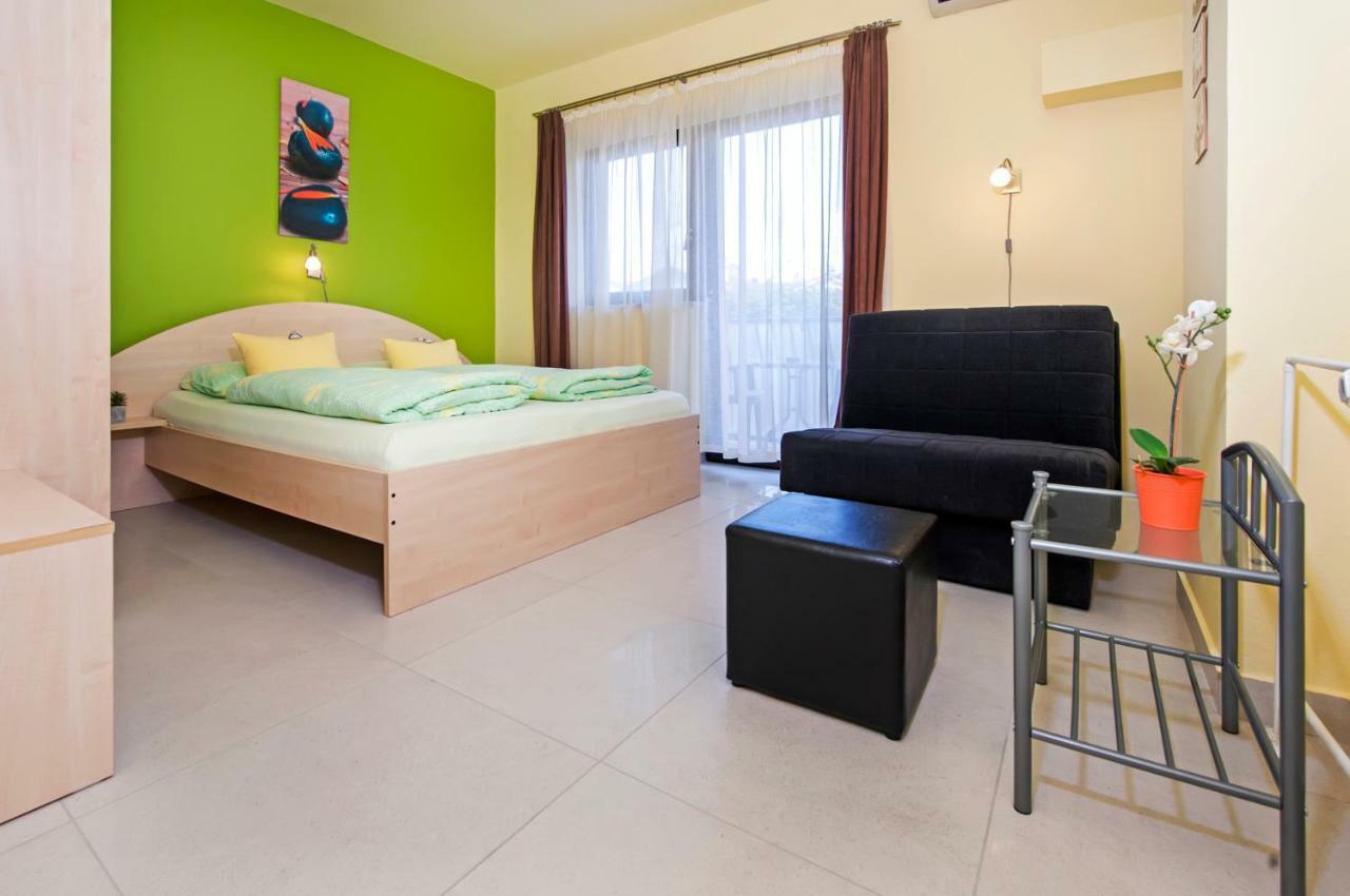 Apartments Erik B&B Adults Only Rovinj Bagian luar foto