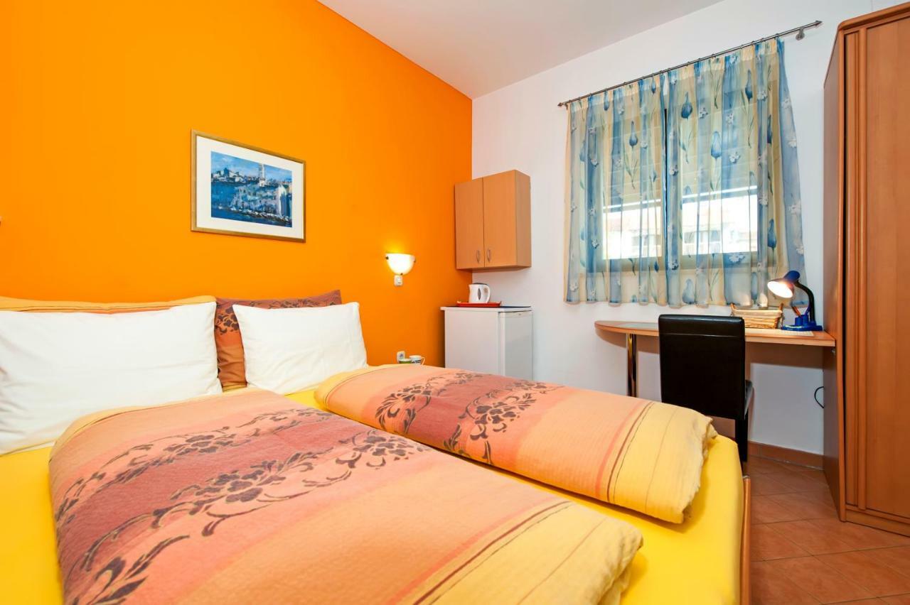 Apartments Erik B&B Adults Only Rovinj Bagian luar foto